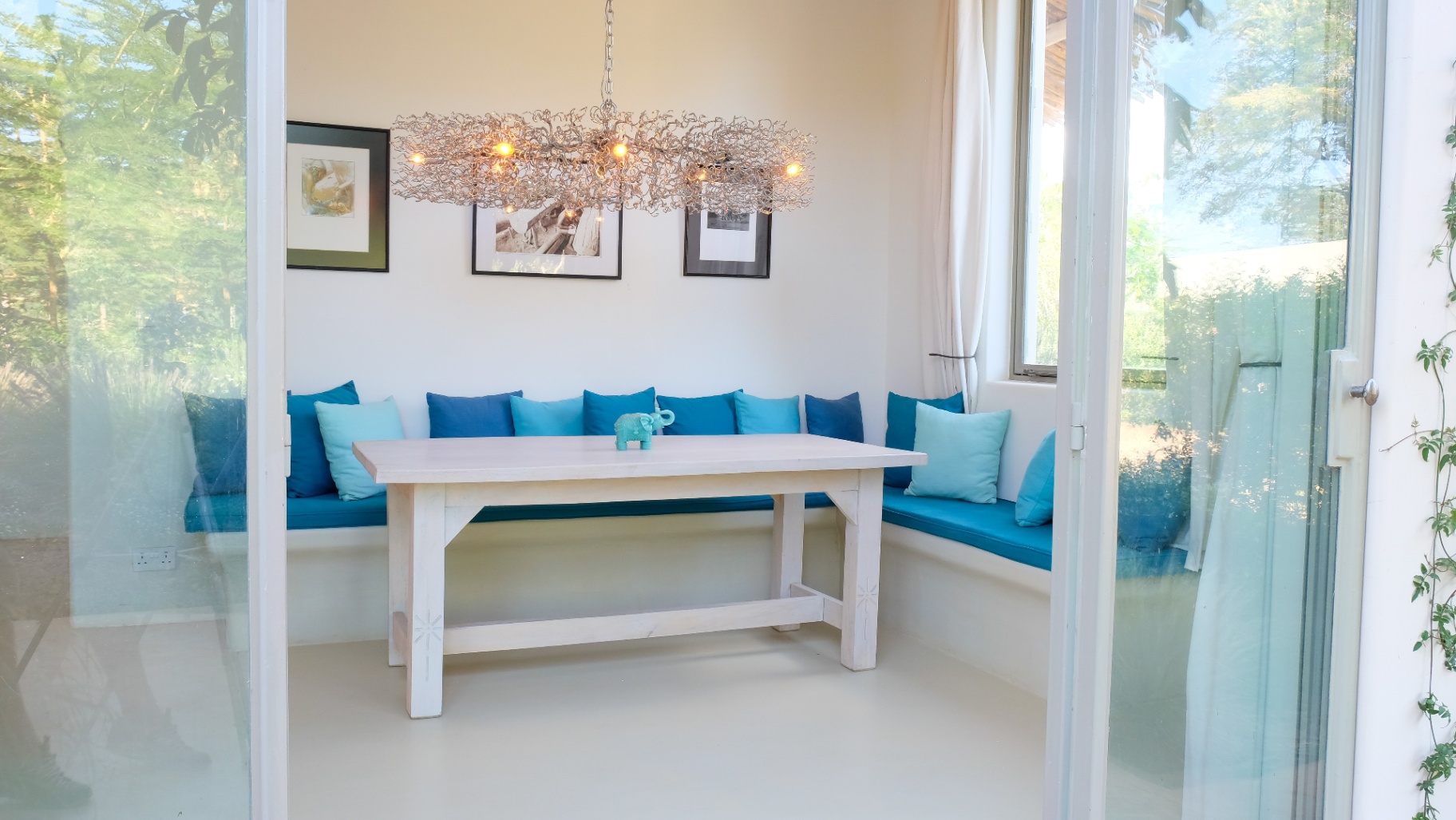 Breakfast nook with banquette seating